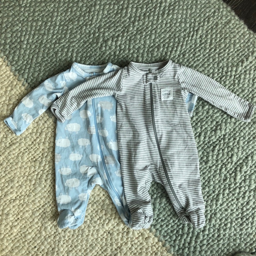🆕NWOT- Carter’s newborn baby boy sleepers 👶